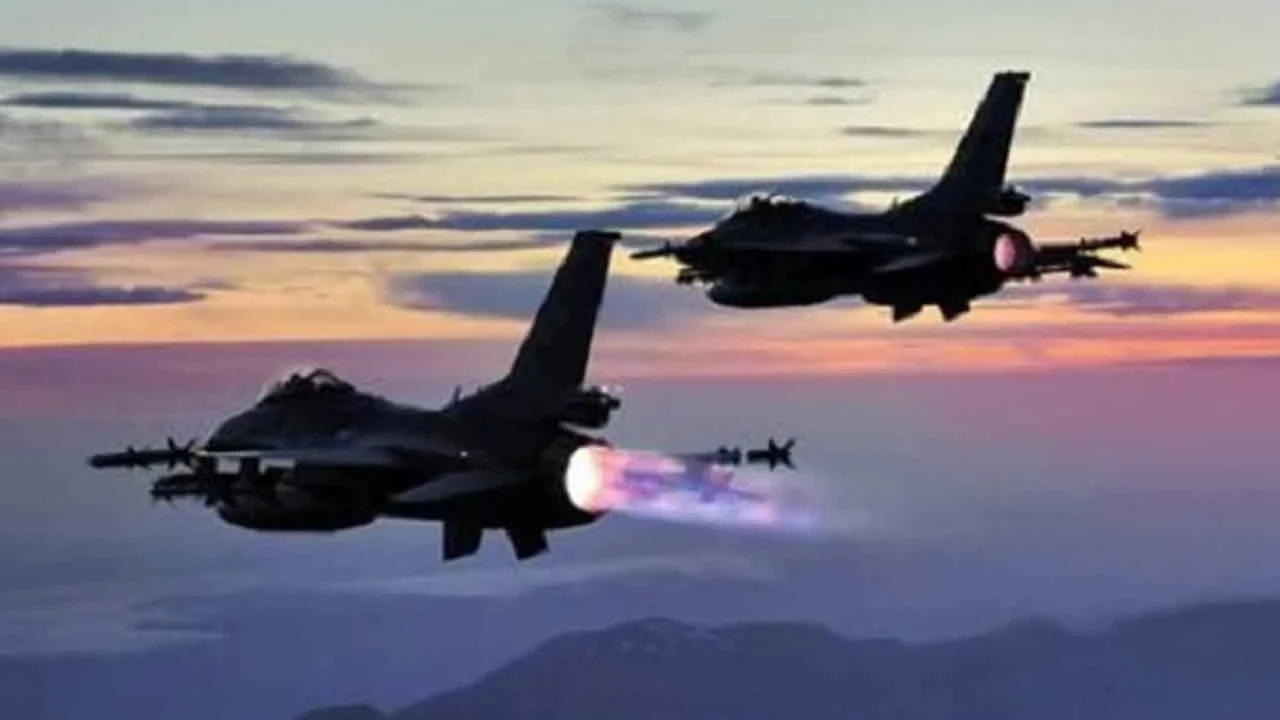 NATO alarma geçti! Türk F-16'ları peş peşe havalandı